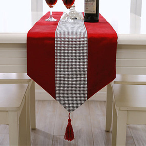 Modern Style Table Runner