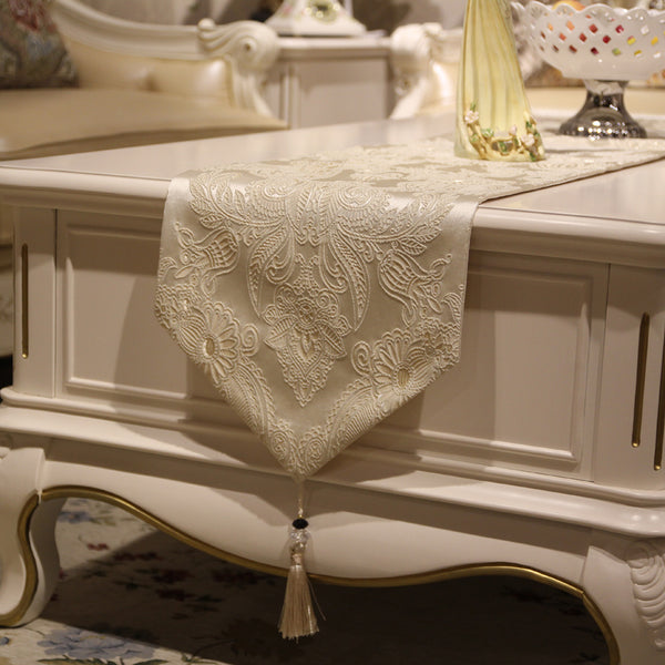 Simple European Table Runner